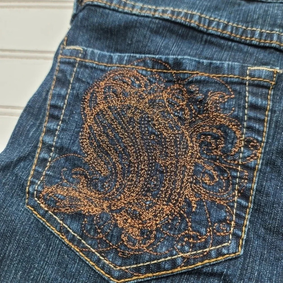 AUTHENTIC 579 JEANSWEAR BOOTCUT Dark Blue Embroidered Pocket Flare Juniors Sz 9 - Picture 8 of 10